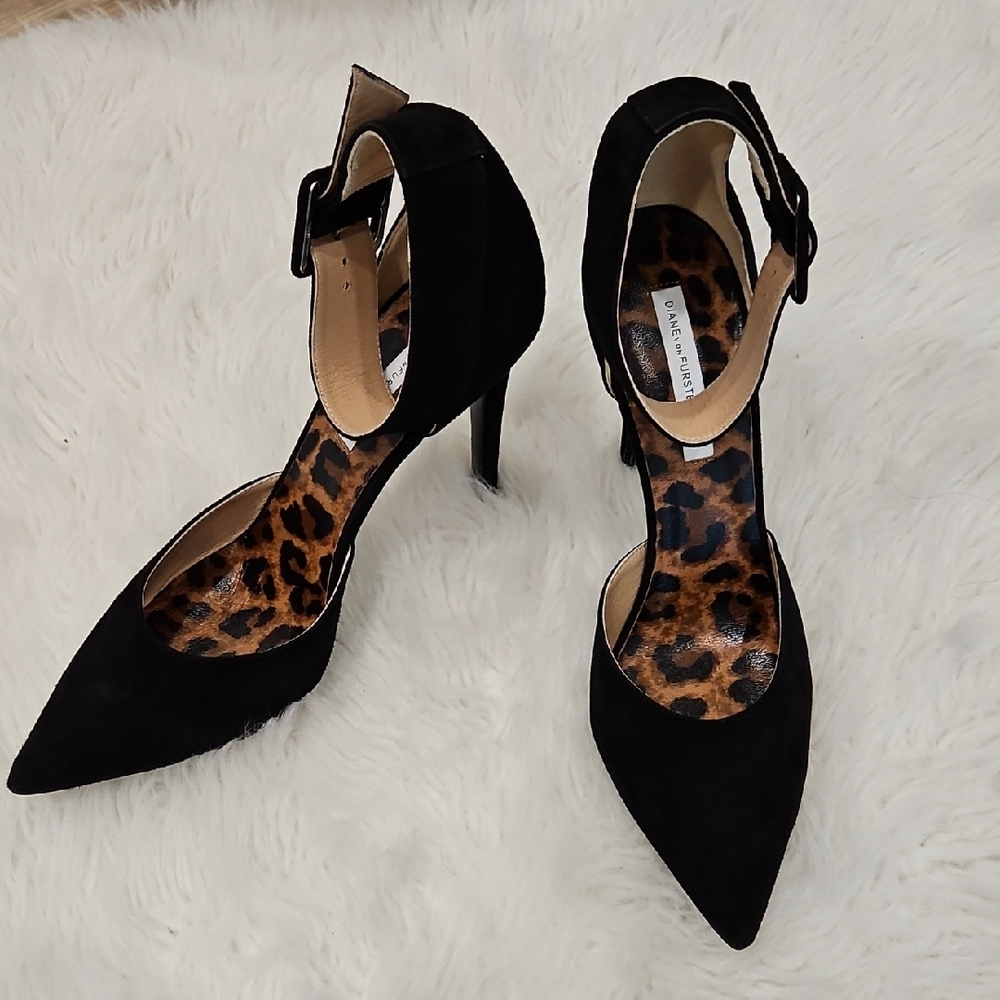 Diane Von Furstenberg Black Suede Heels with Leopard Insole